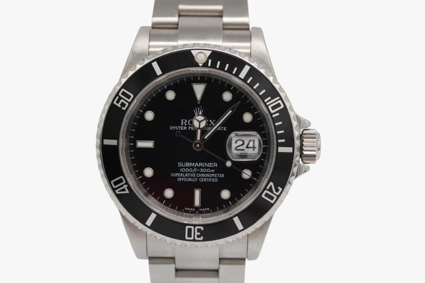 Rolex Submariner 16610, Black dial, 40mm Oystersteel