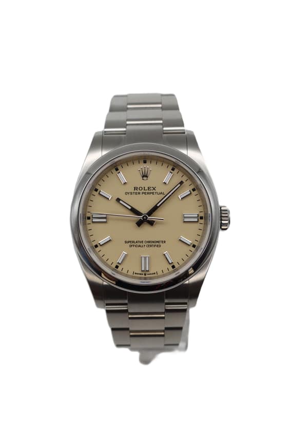 Rolex Oyster Perpetual 126000, Champagne dial, 36mm Oystersteel
